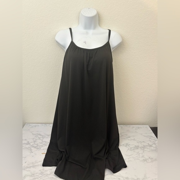 32 Degrees Dresses & Skirts - 32 Degree Cool Black Dress Women’s S Built In Bra Shorts Inside Pockets Tennis​
